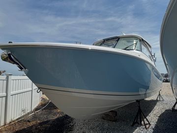 2026 Pursuit DC 306 Dual Console