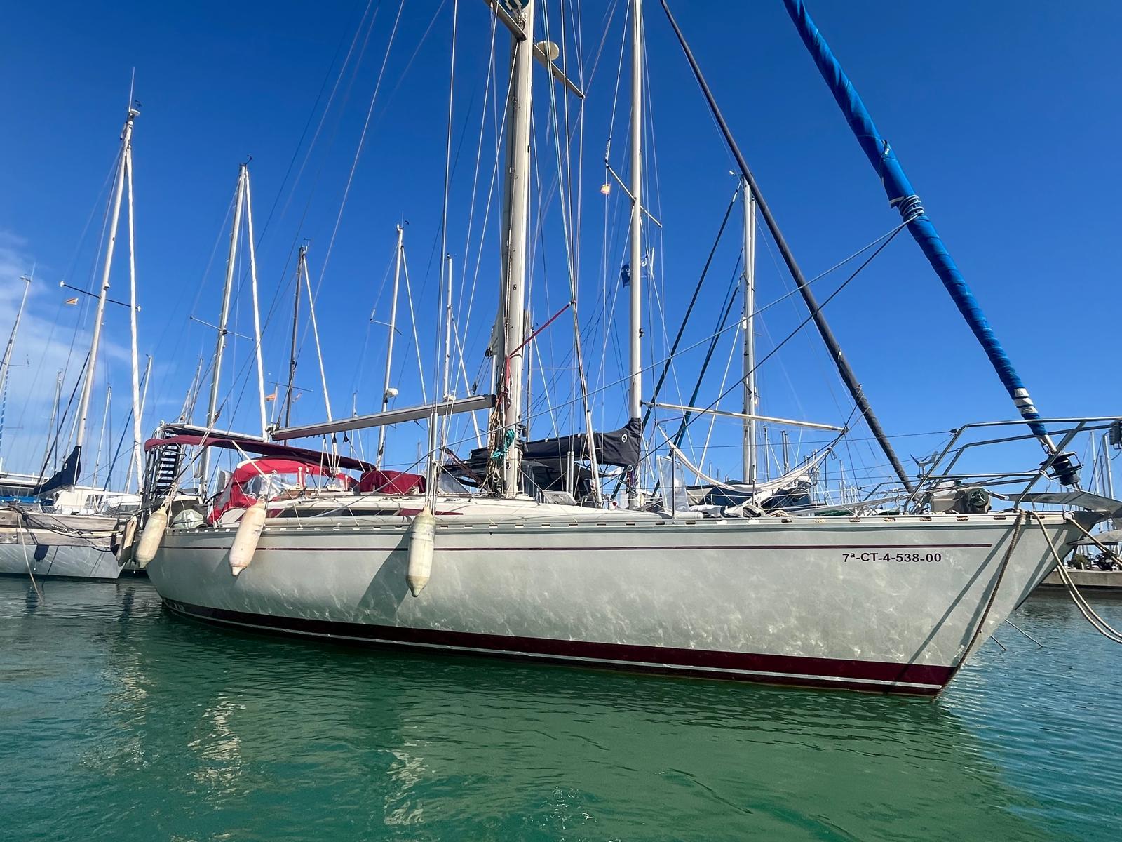 1982 Beneteau First 42