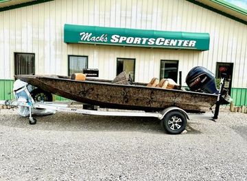 2025 Xpress H18 Bass