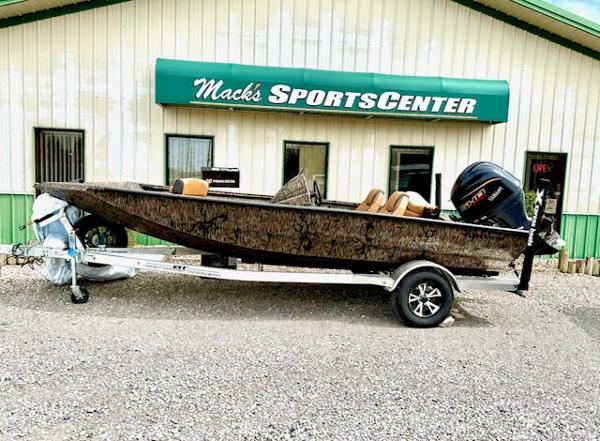 2025 Xpress H18 Bass