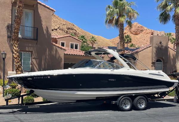 Sea Ray 270 SLX boats for sale boats