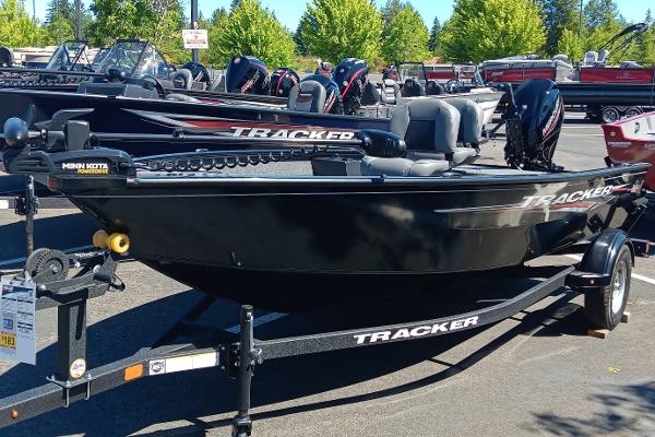 2025 Tracker Super Guide V-16 T