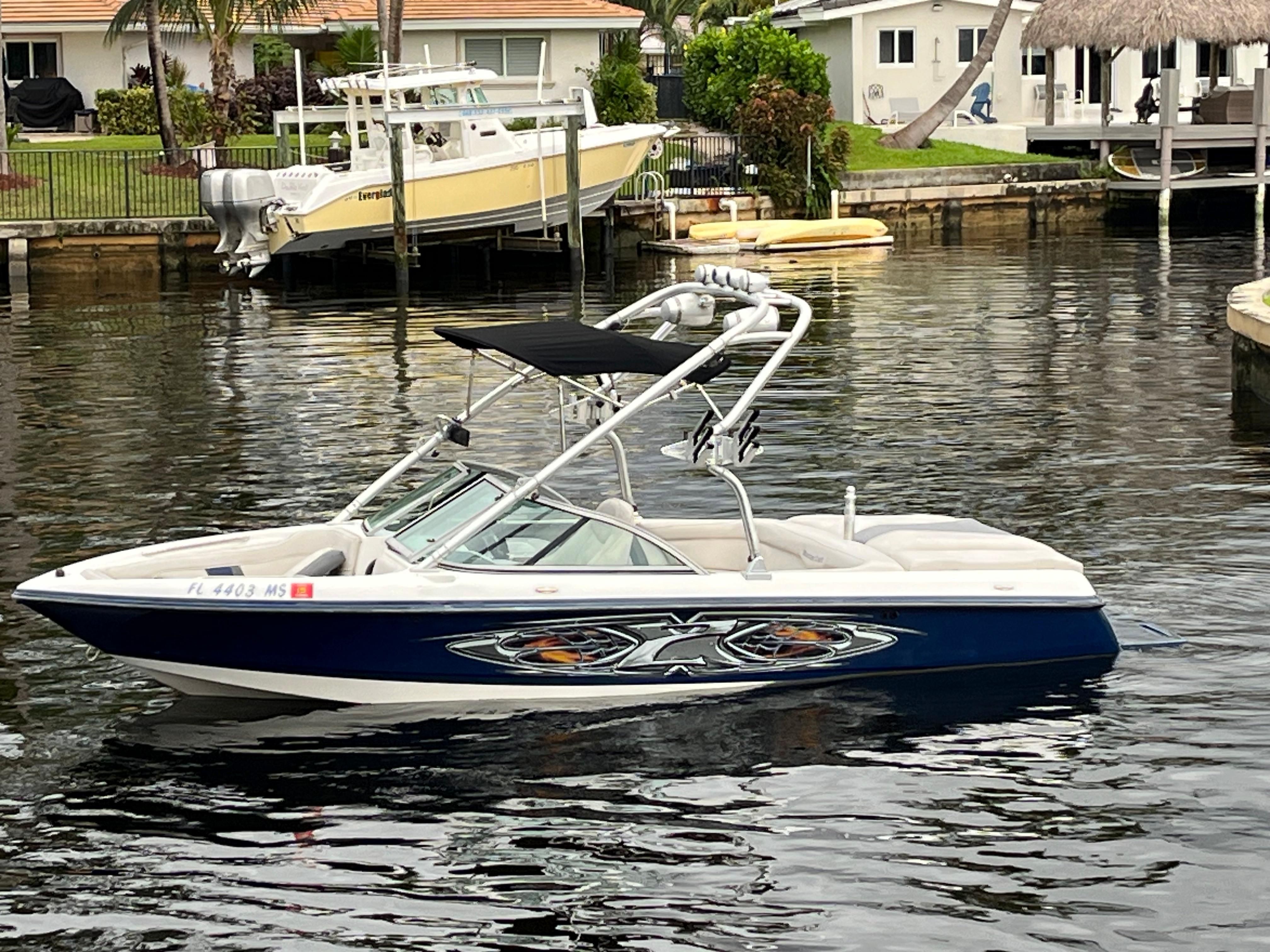2005 MasterCraft X-2