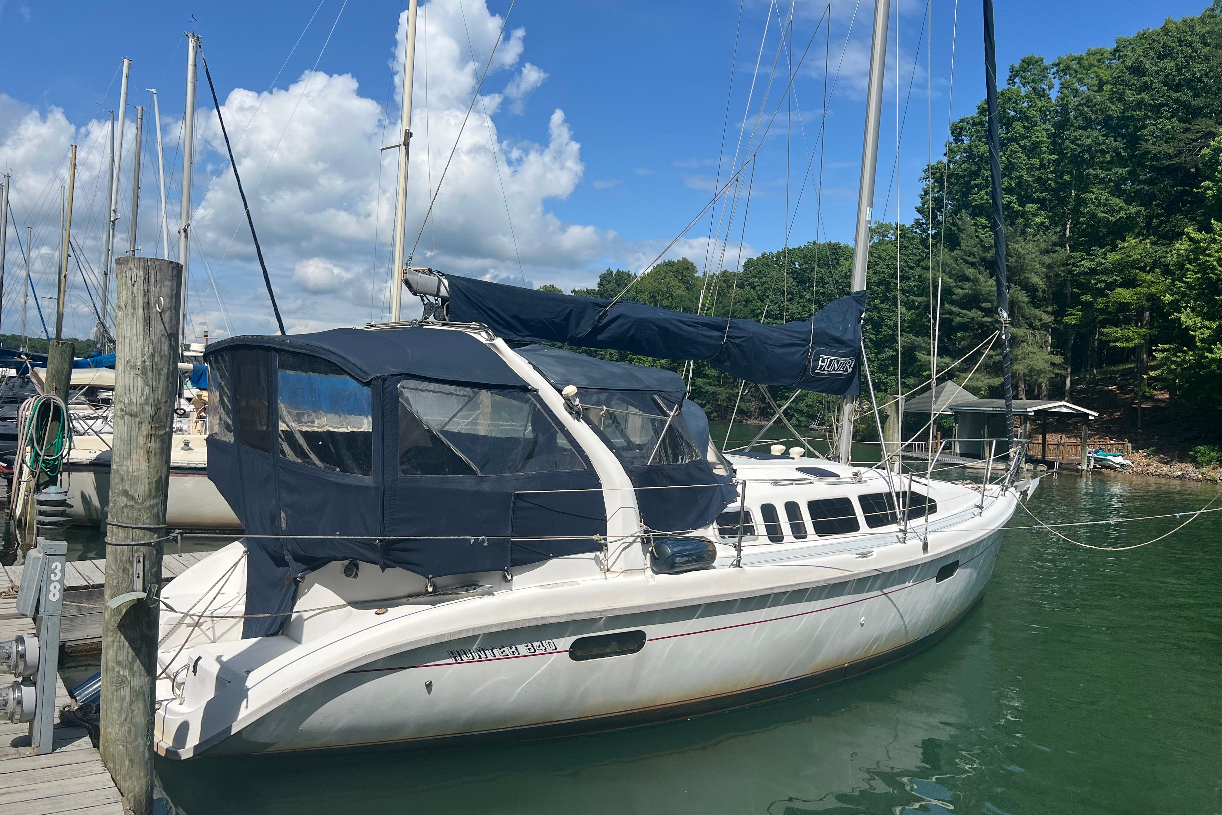 1998 Hunter 340