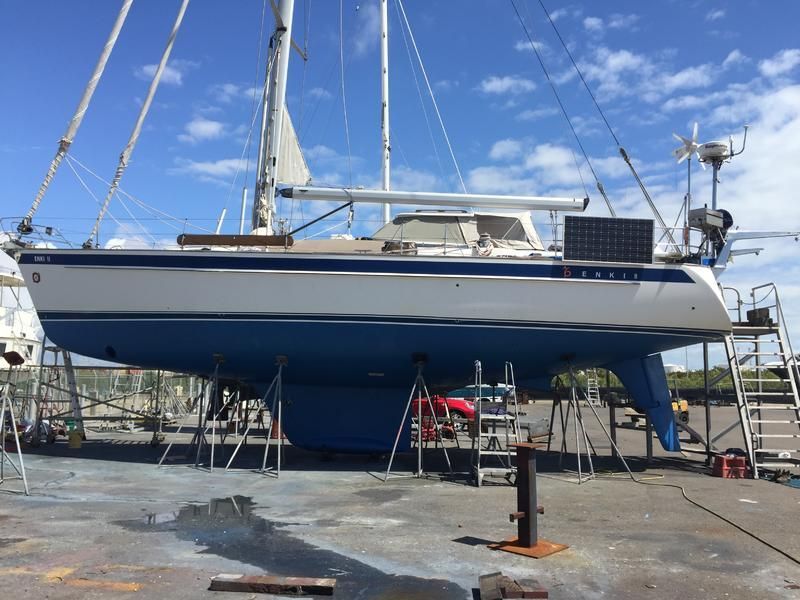 2005 Hallberg-Rassy 48
