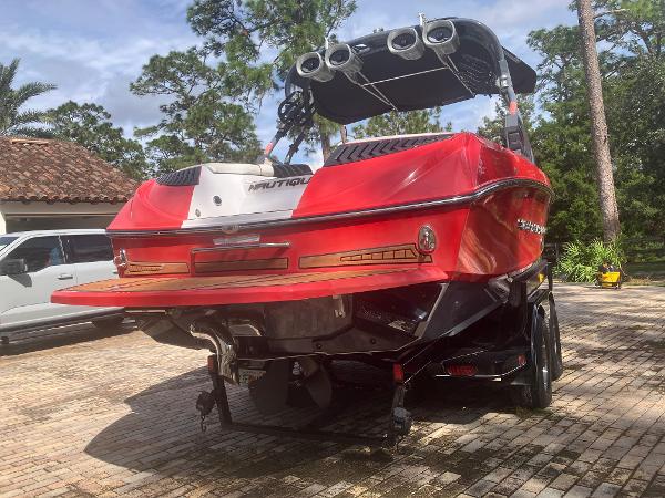 2014 Nautique Super Air Nautique G21