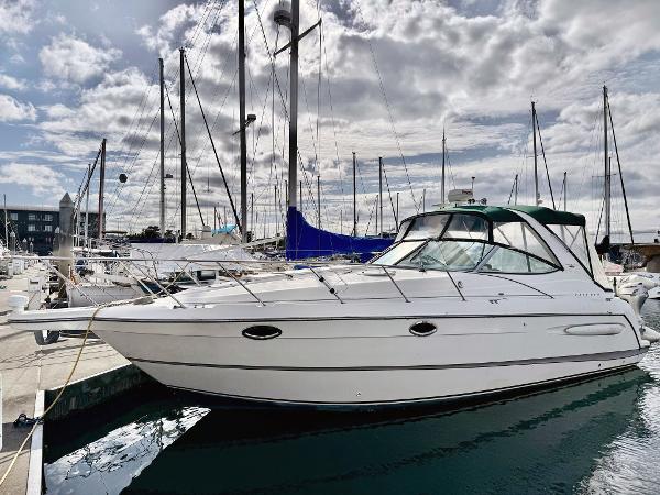 2001 Maxum 3300 SCR