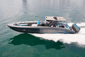 2020 Midnight Express 43' Open