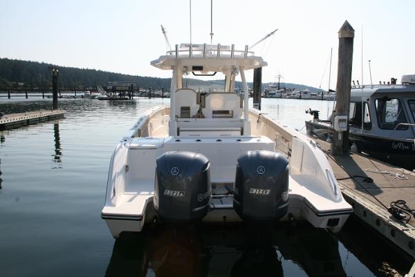 2018 Pursuit S 328 Sport