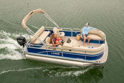Lowe Ultra 160 Cruise Boat