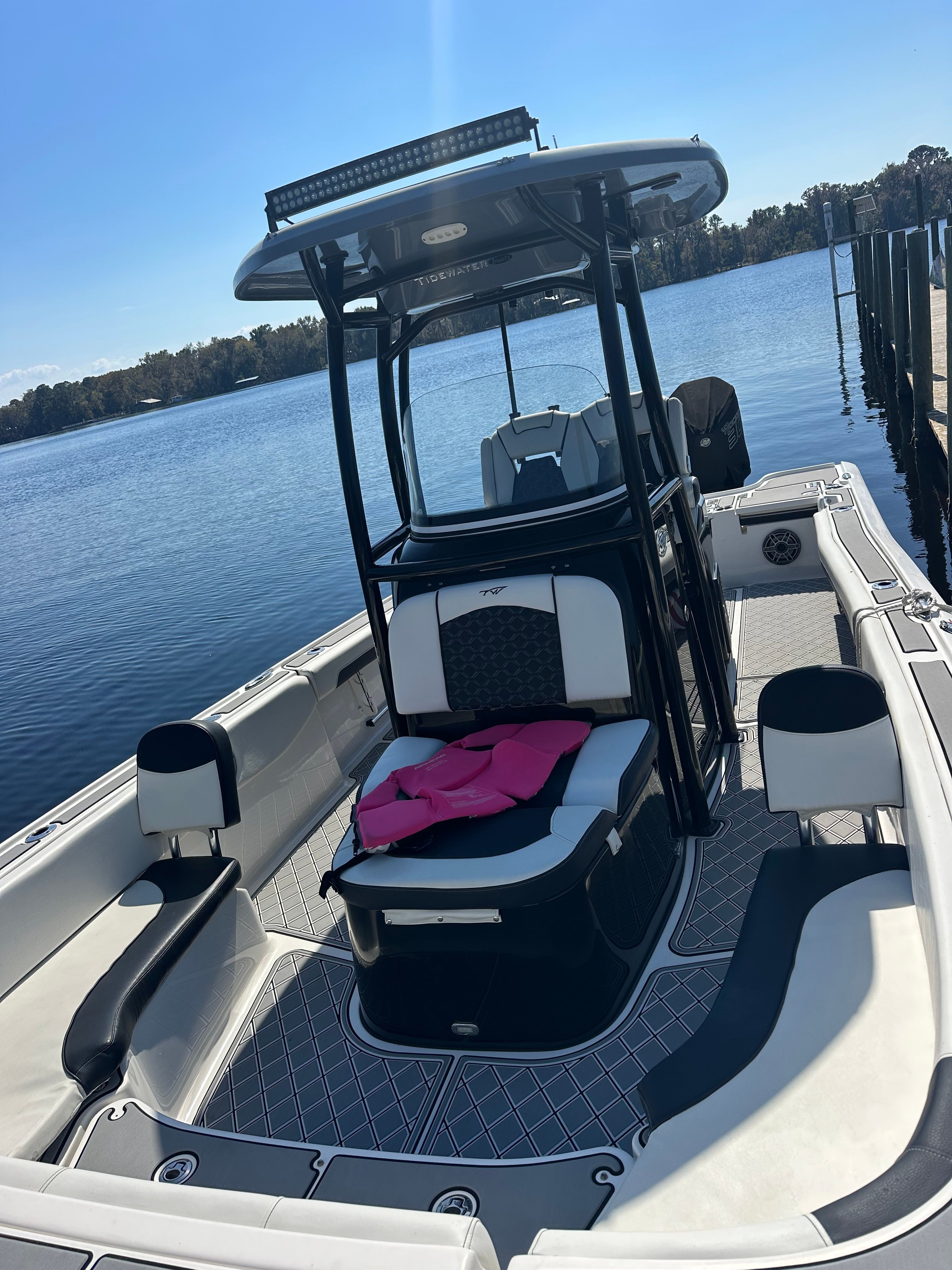 2021 Tidewater 2700 Carolina Bay