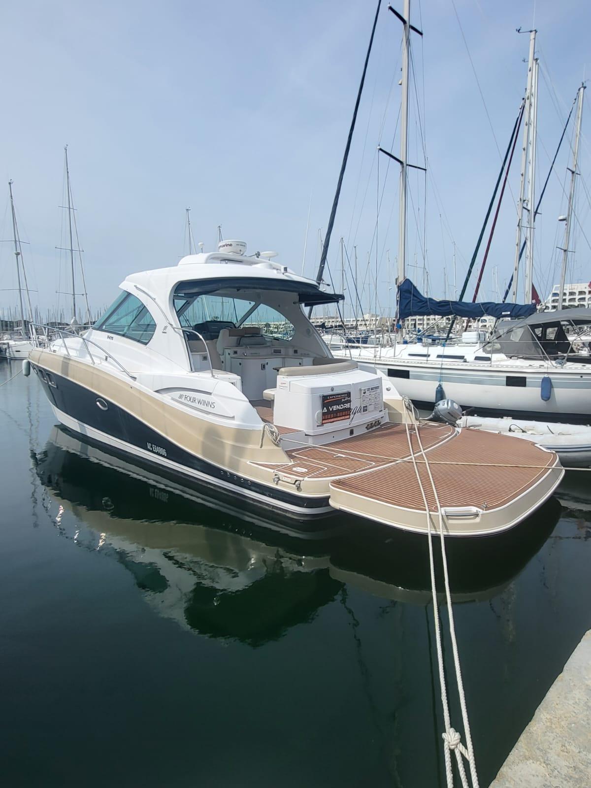 2010 Four Winns Vista 475