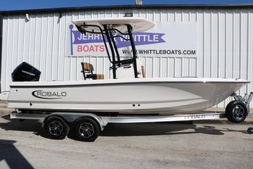 2024 Robalo 226 Cayman