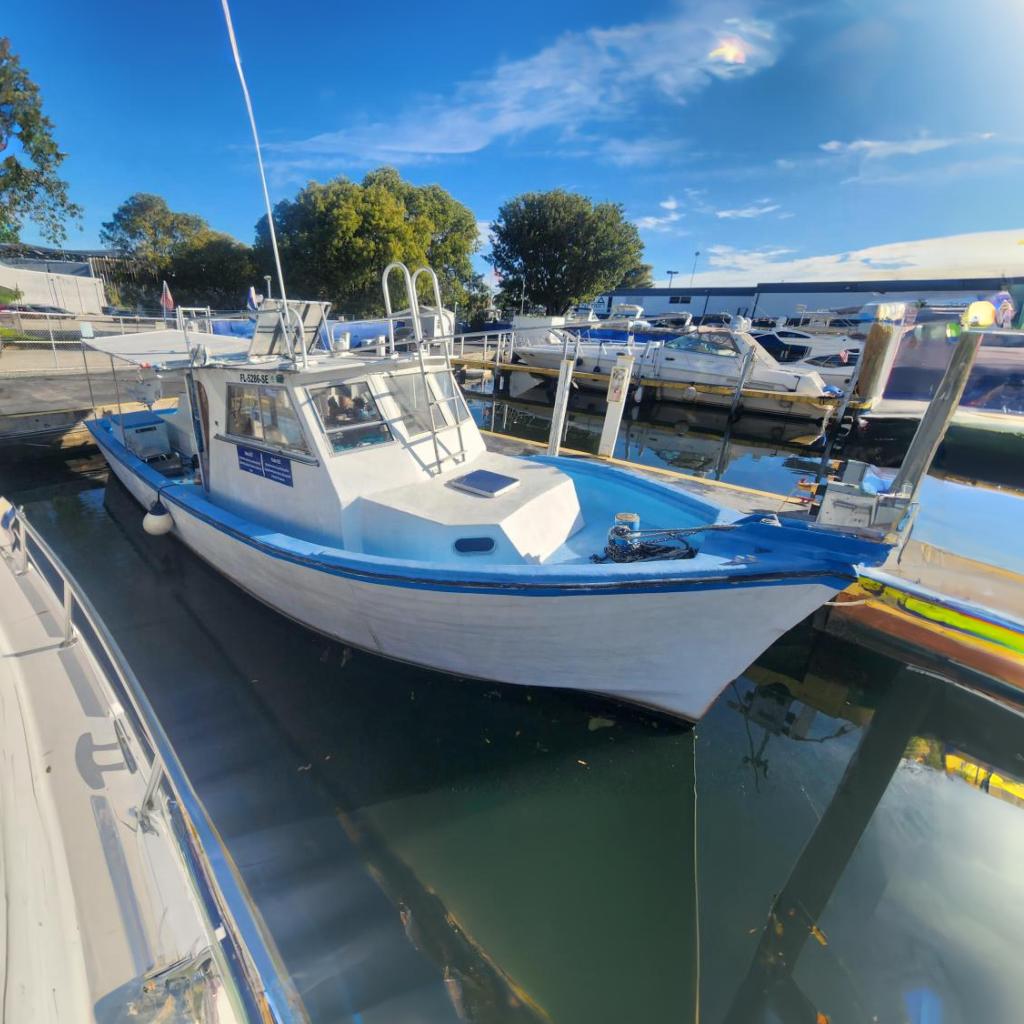 Custom Florida Commercial Lobster Diving Licenses Included 1969 Custom Florida Commercial Lobster Diving Licenses Included | 38'