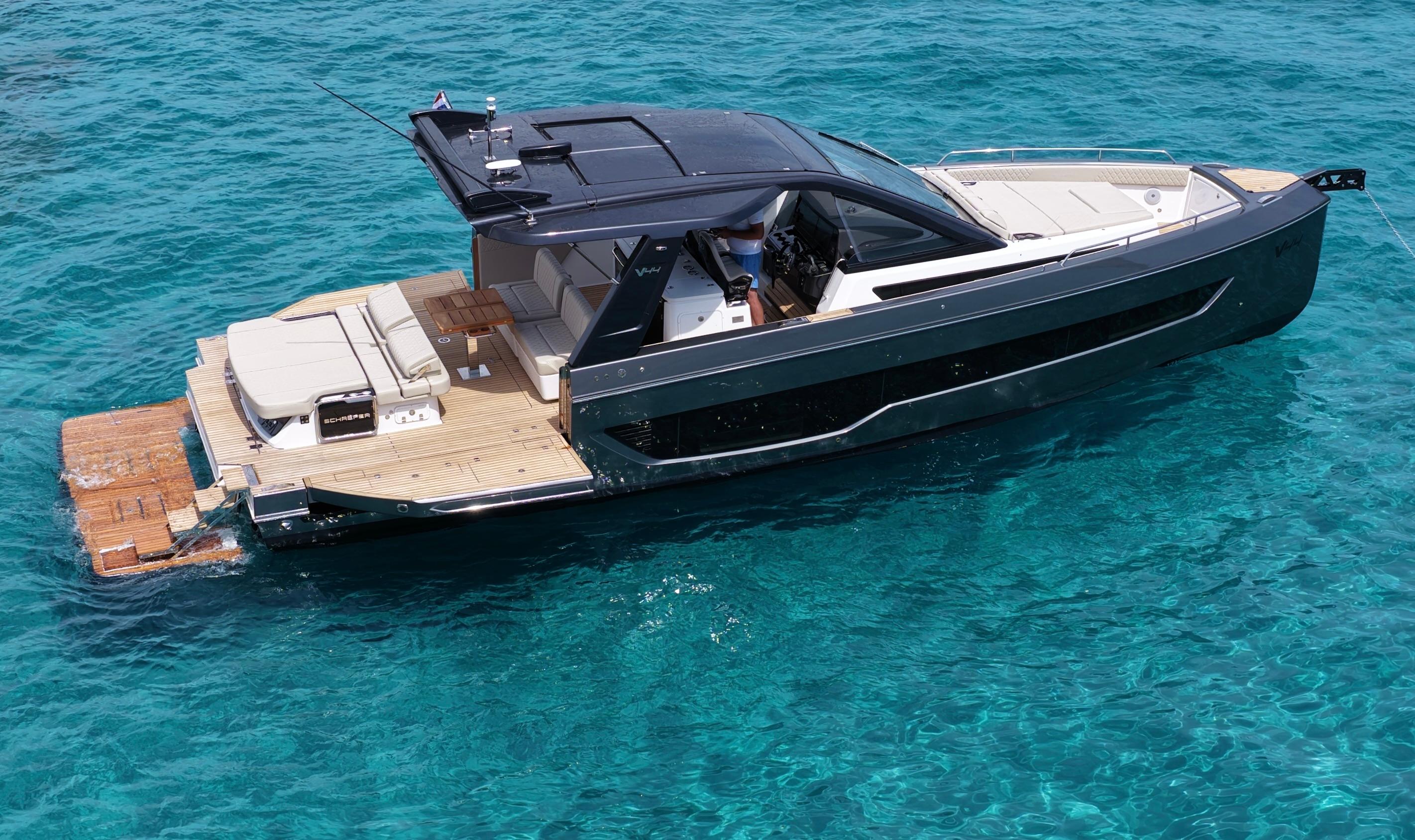 2025 Schaefer V44