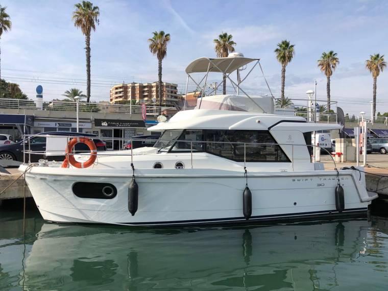 2017 Beneteau Swift Trawler 30