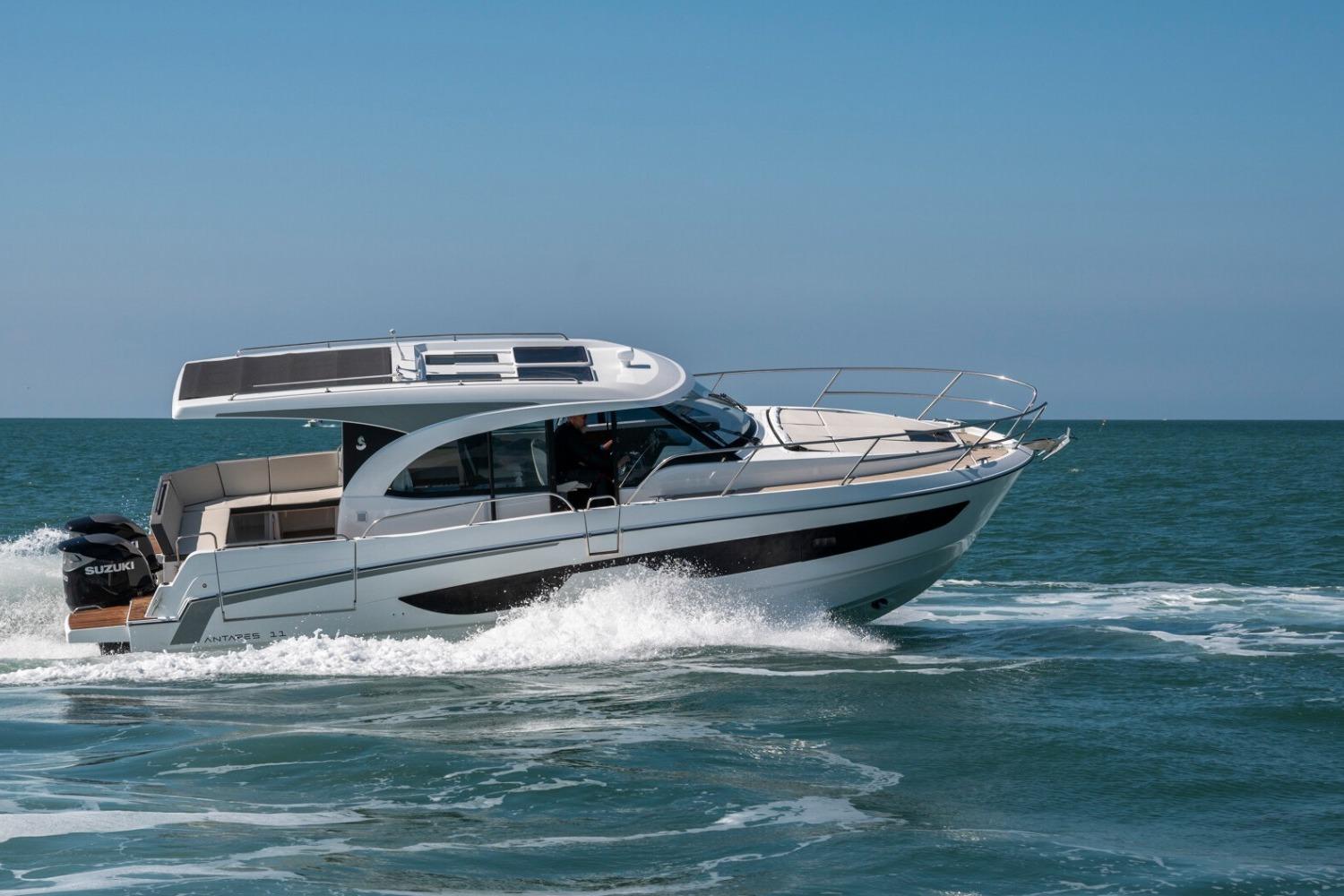 2026 Beneteau Antares 11 Coupe
