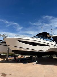 2022 Parker 850 Voyager