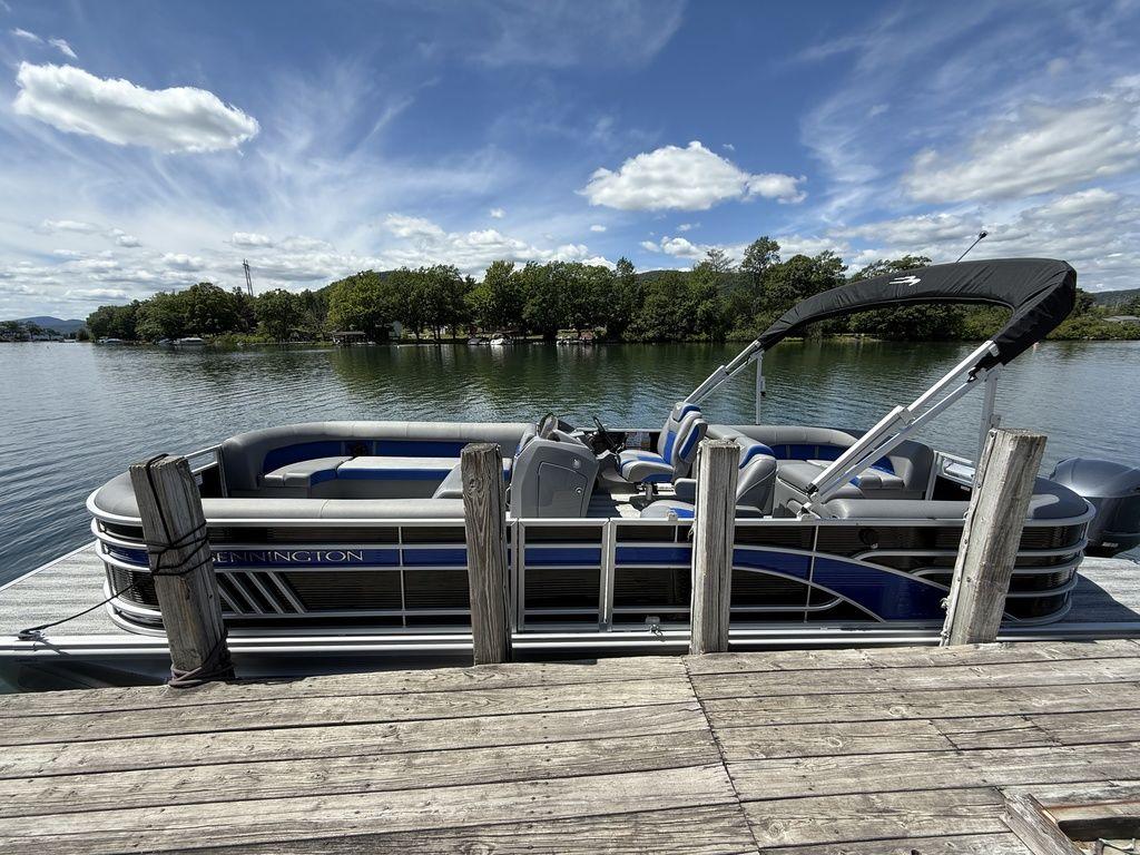 2025 Bennington 25LSR