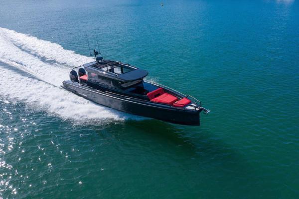 21 Brabus Shadow 900 Xc Cross Cabin Poole Reino Unido Boats Com