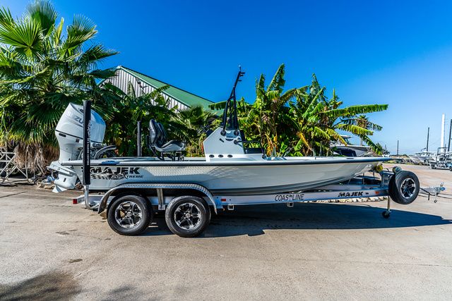 2025 Majek 20 Xtreme