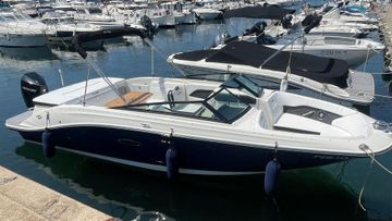 2025 Sea Ray SPX 230 Outboard