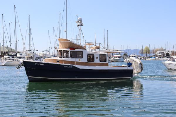 2020 Ranger Tugs R-31 CB