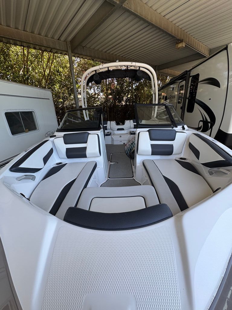 Yamaha Boats AR 195