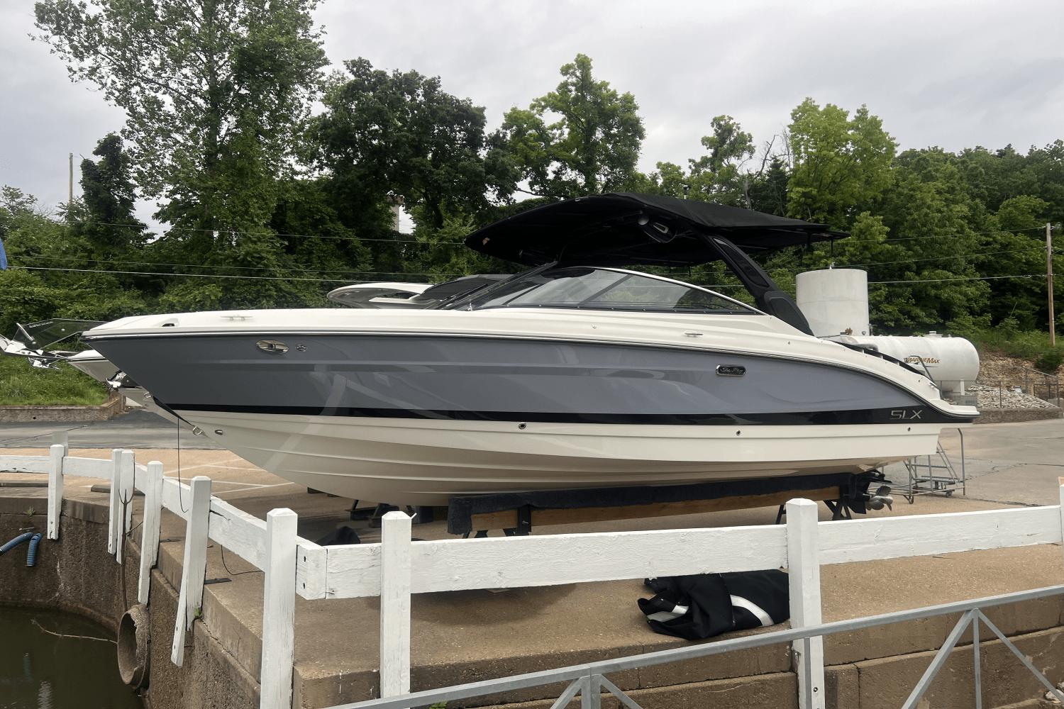 2025 Sea Ray SLX 280