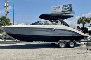 2025 Sea Ray SLX 260 Outboard
