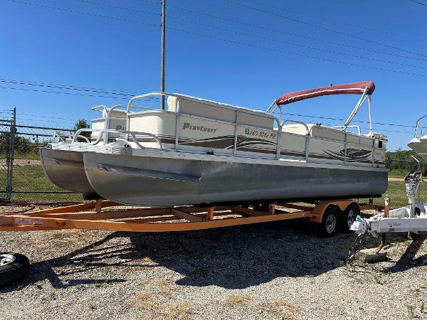 2005 PlayCraft 2400 Clipper