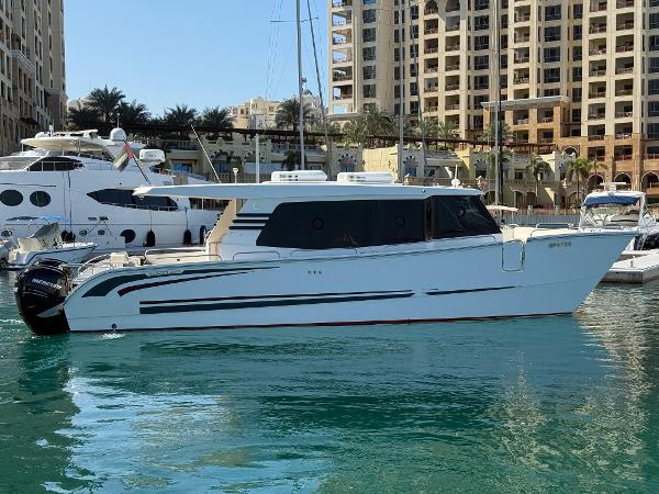2023 SilverCAT 40 LUX