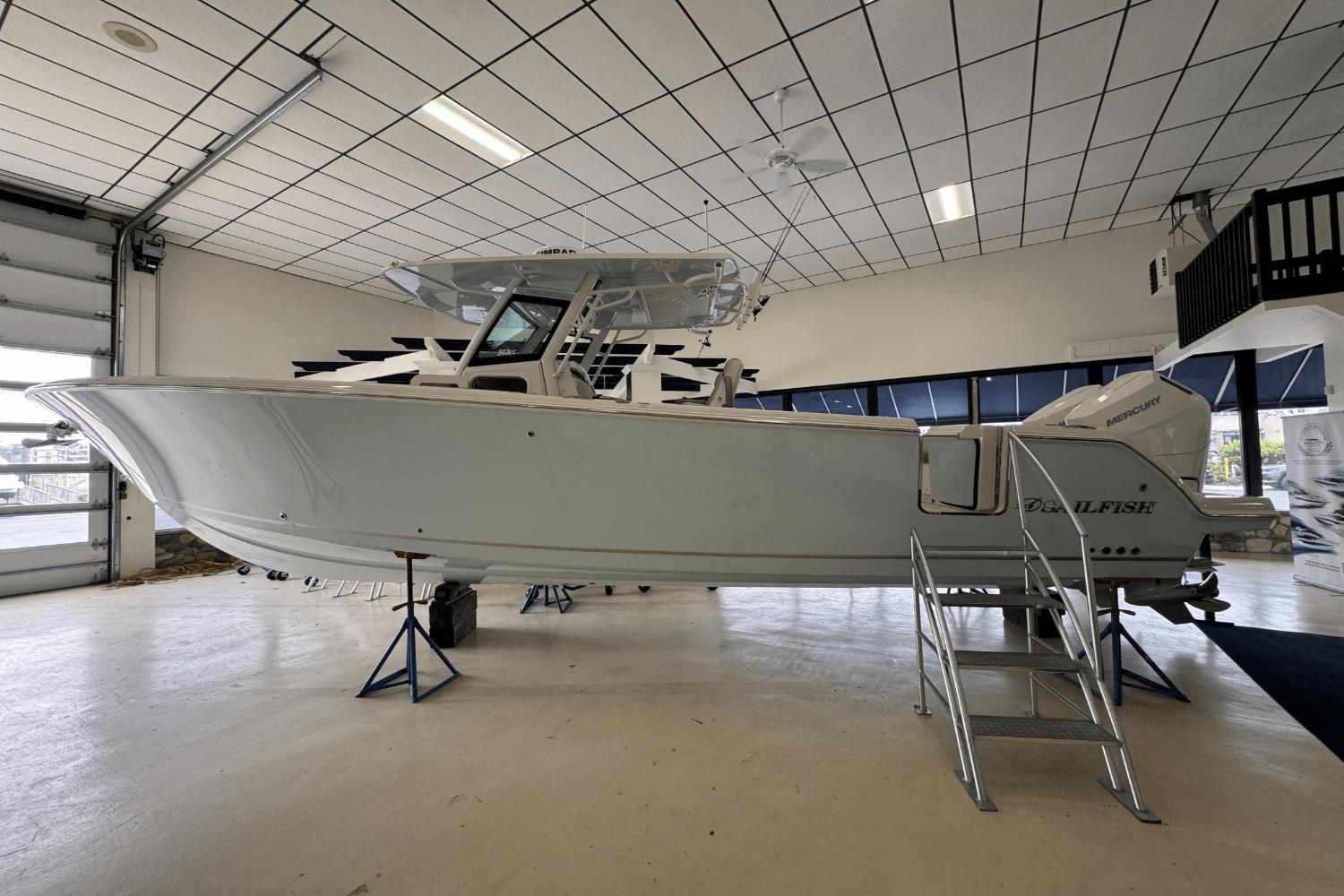 2025 Sailfish 312 CC