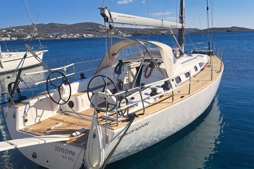 2010 Salona 44