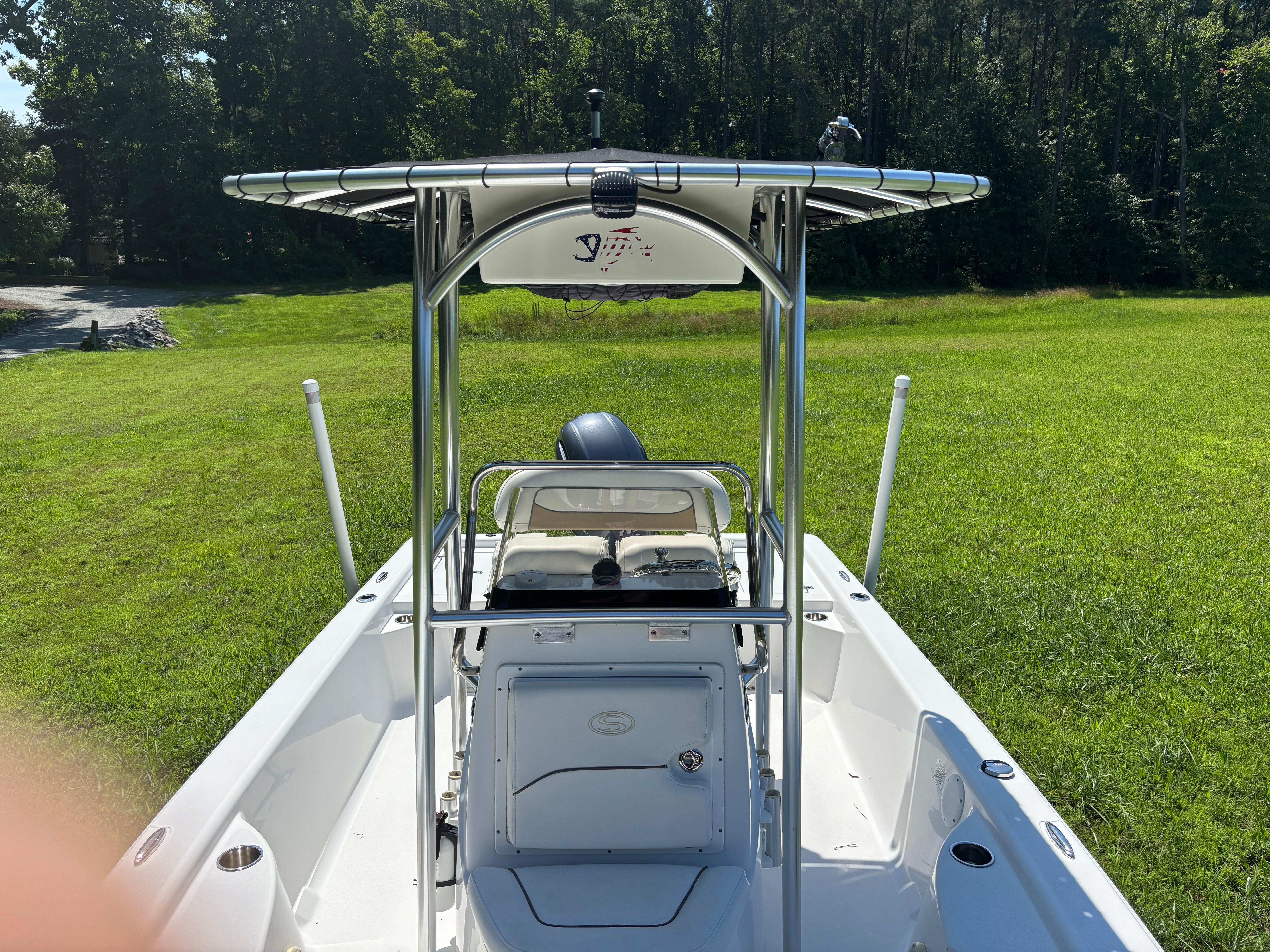 2015 Sportsman Masters 207 Bay Boat