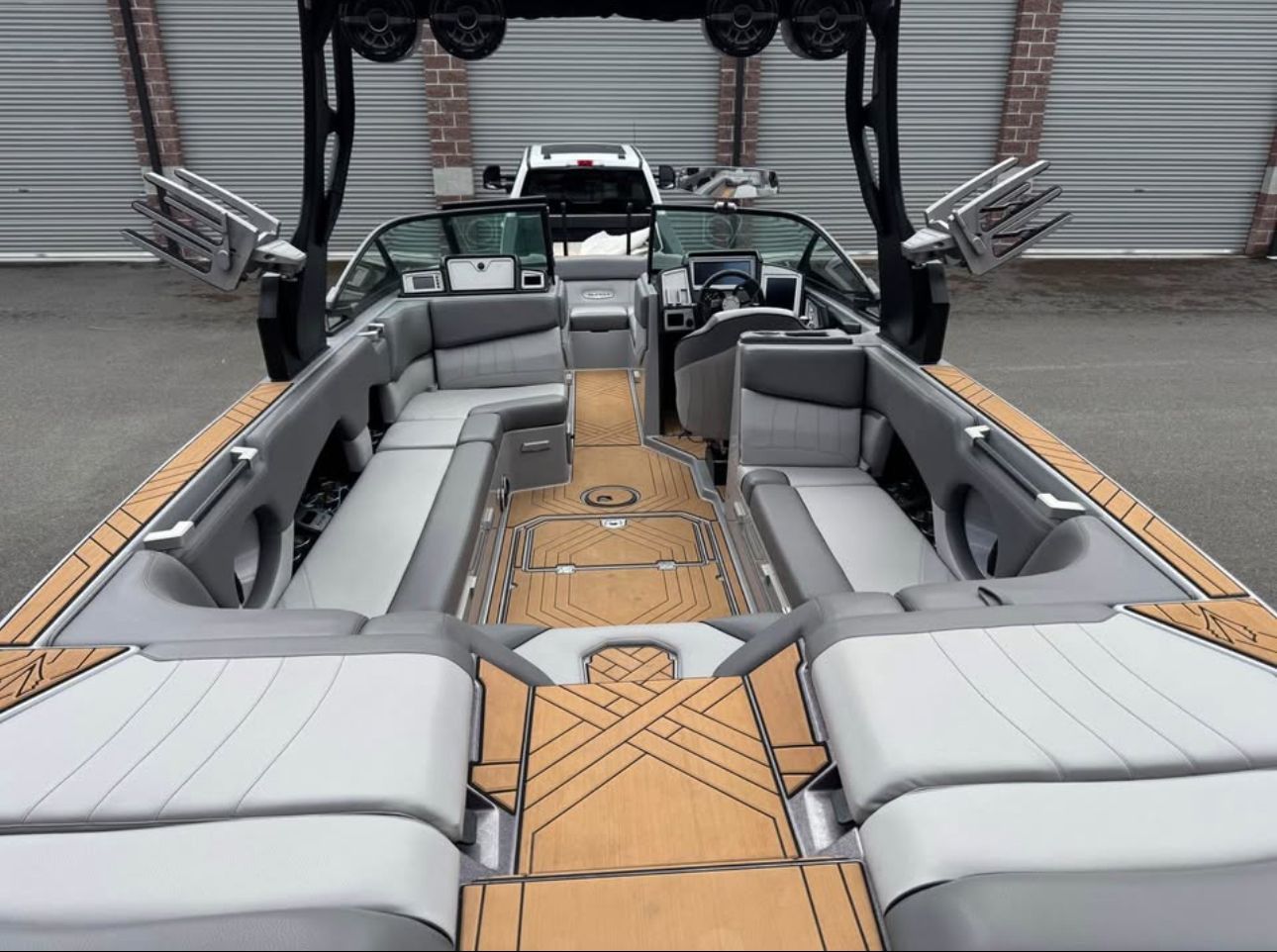 2019 Supra SE550