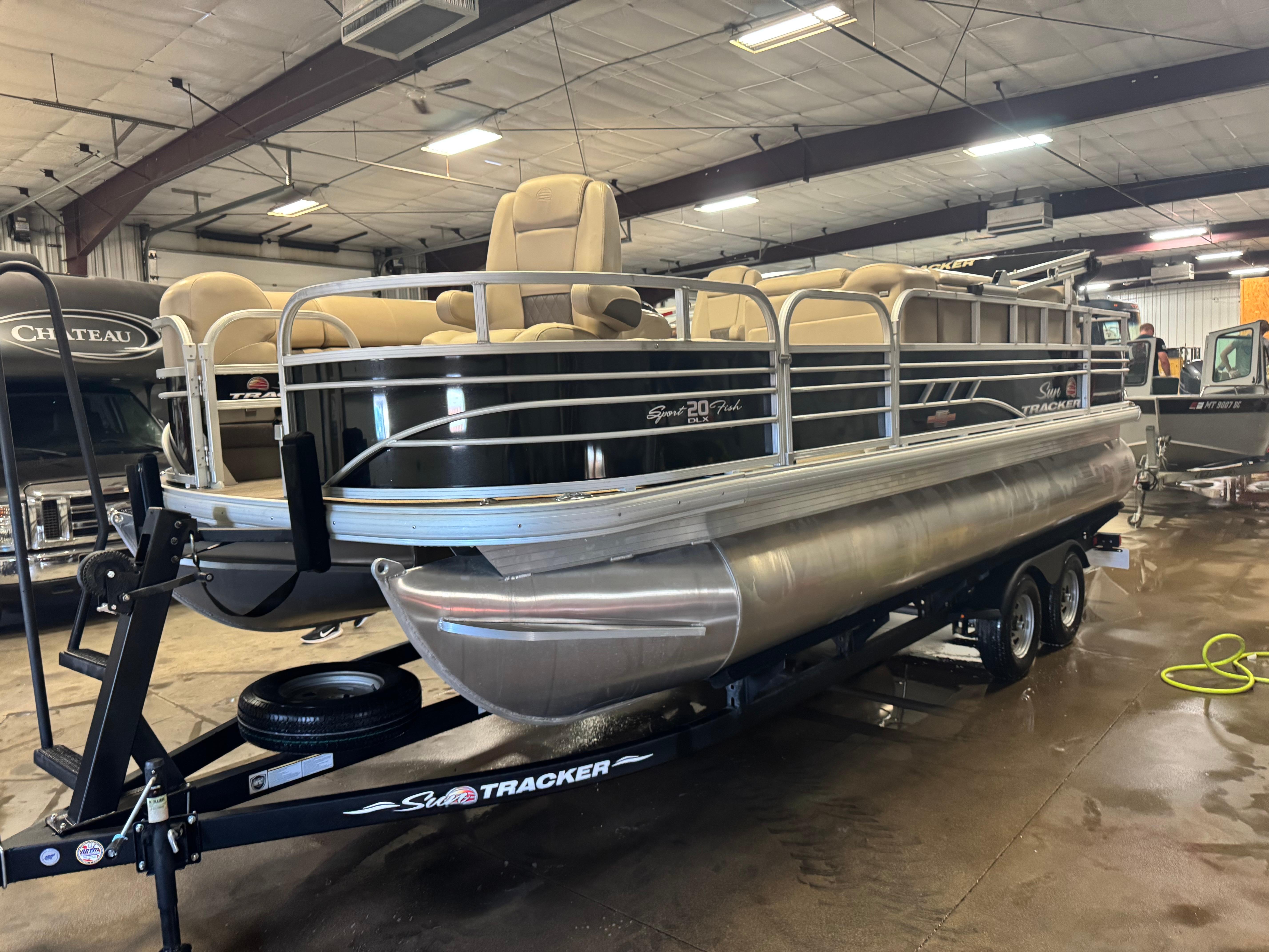 2023 Sun Tracker SportFish 20 DLX