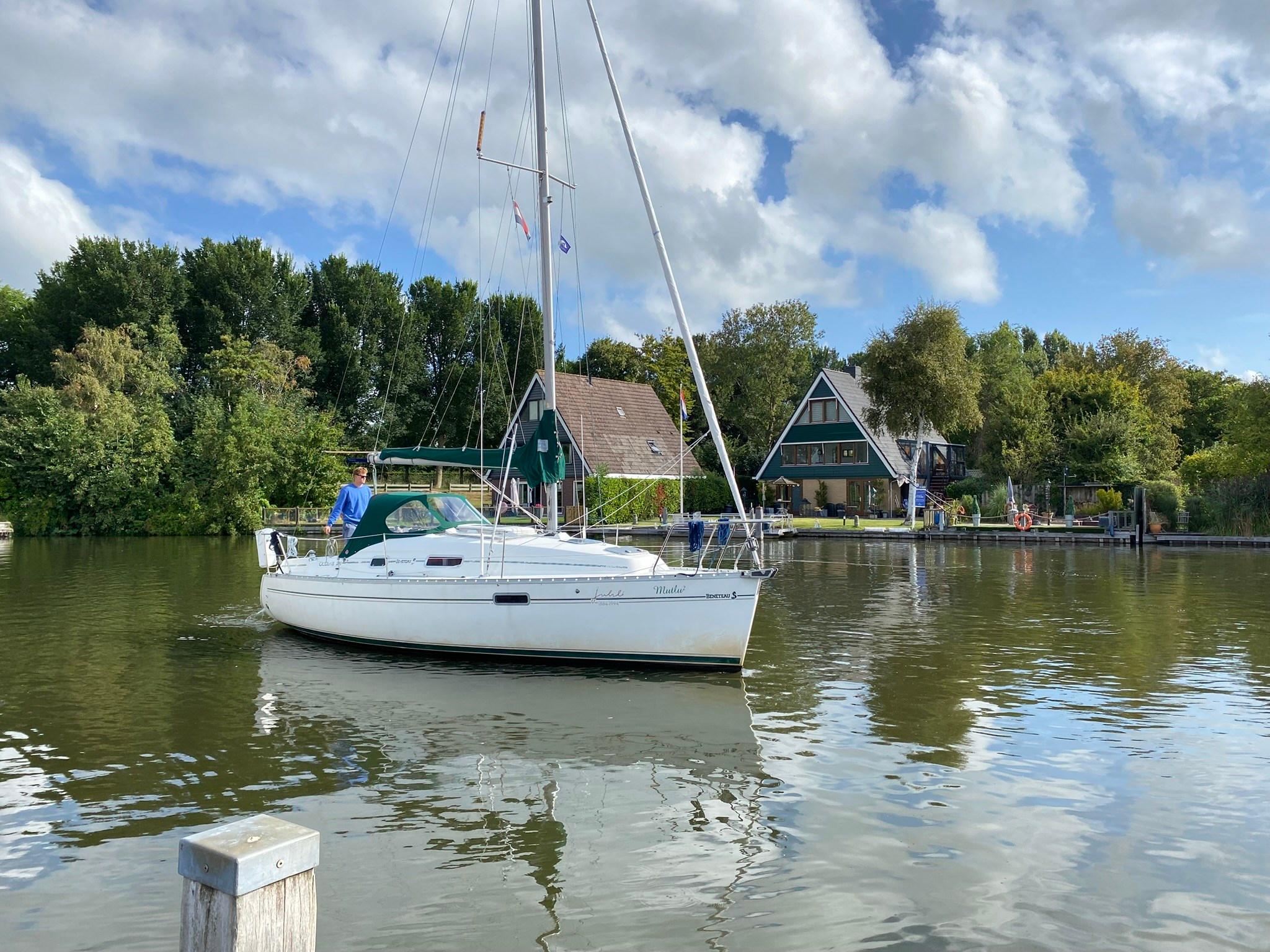 1995 Beneteau Oceanis 281
