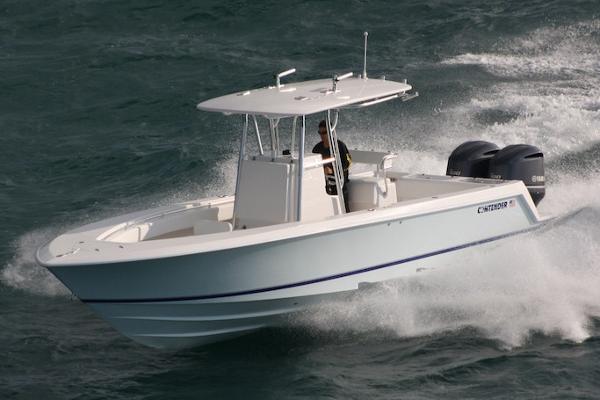 Boston Whaler 280 Outrage: Something’s Fishy - boats.com