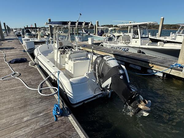 2016 Boston Whaler 210 Outrage