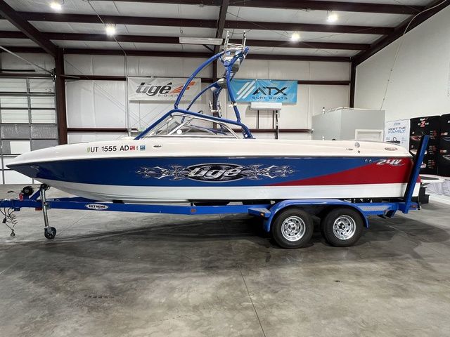 2005 Tigé 24V