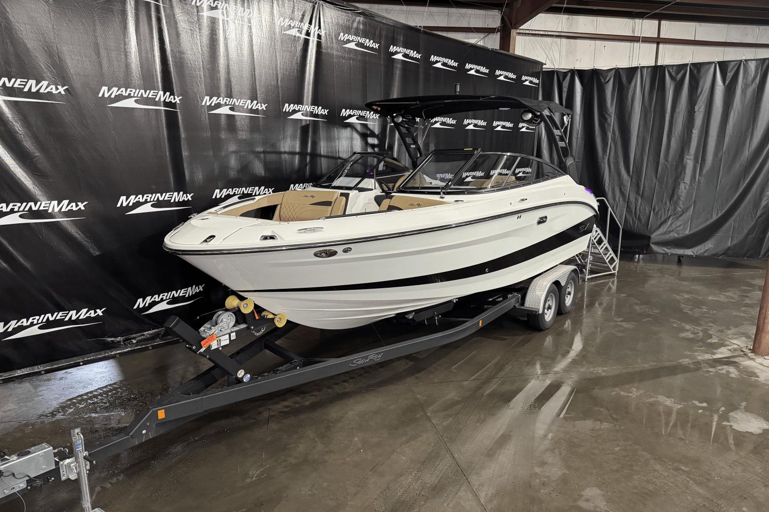 2025 Sea Ray SLX 260 Surf