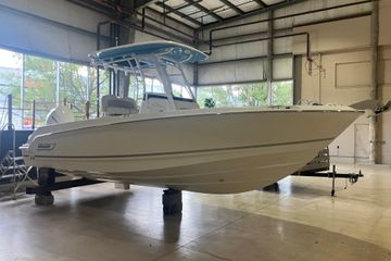 2026 Boston Whaler 230 Outrage