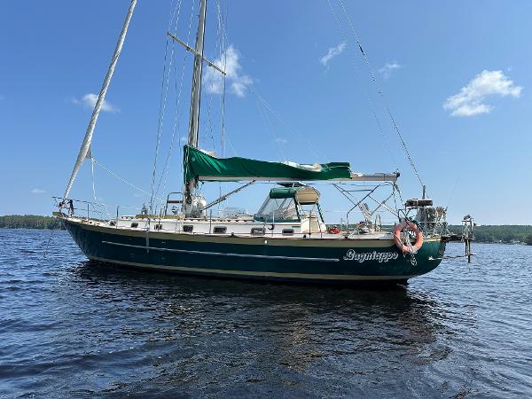 Pacific Seacraft Crealock 44
