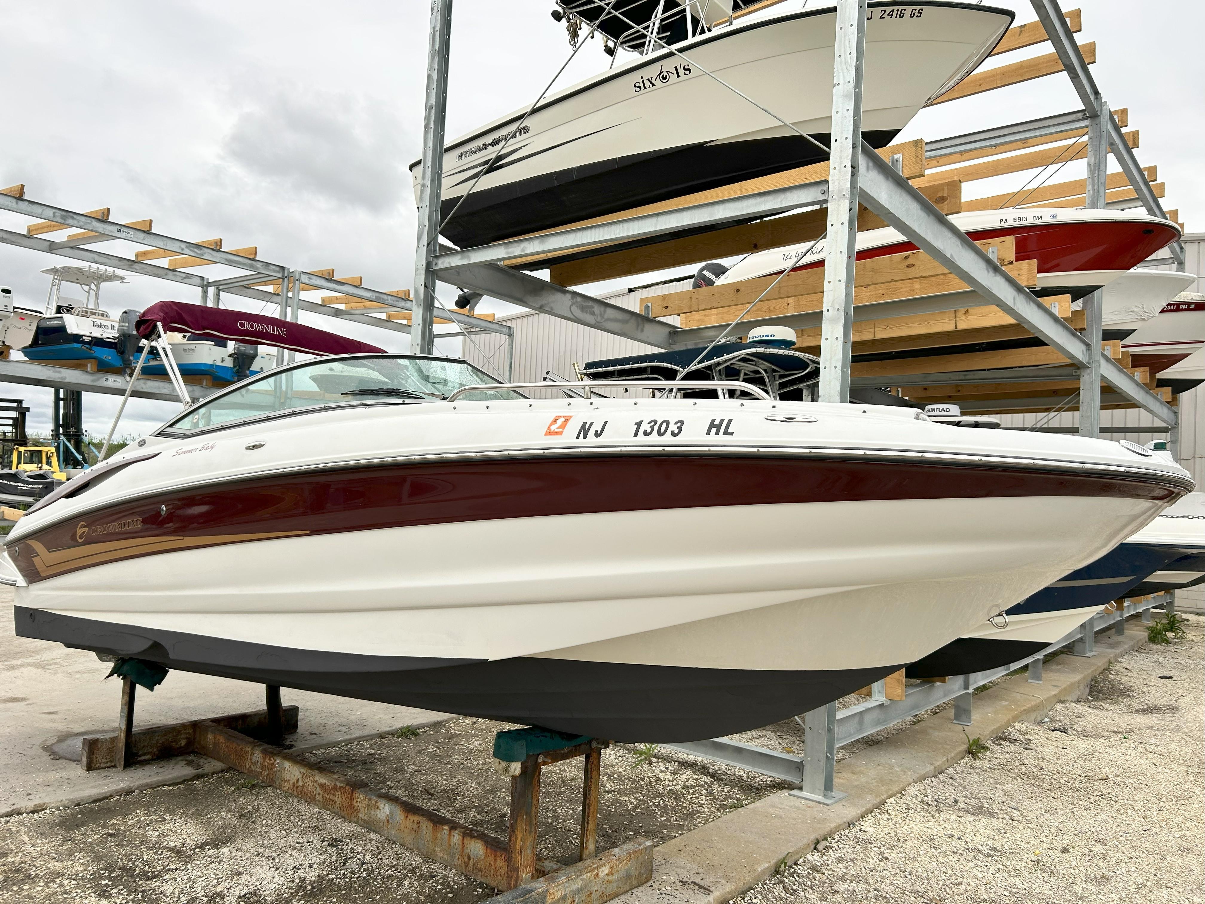 2005 Crownline 240 EX