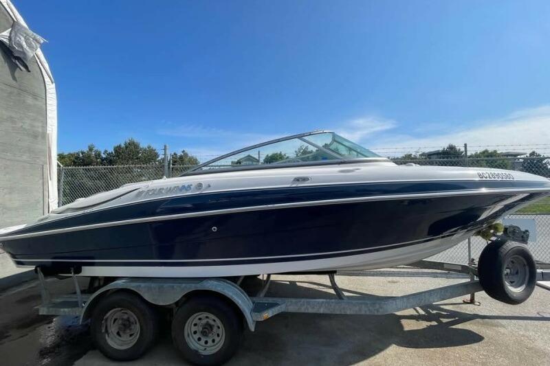 2005 Four Winns Horizon 230