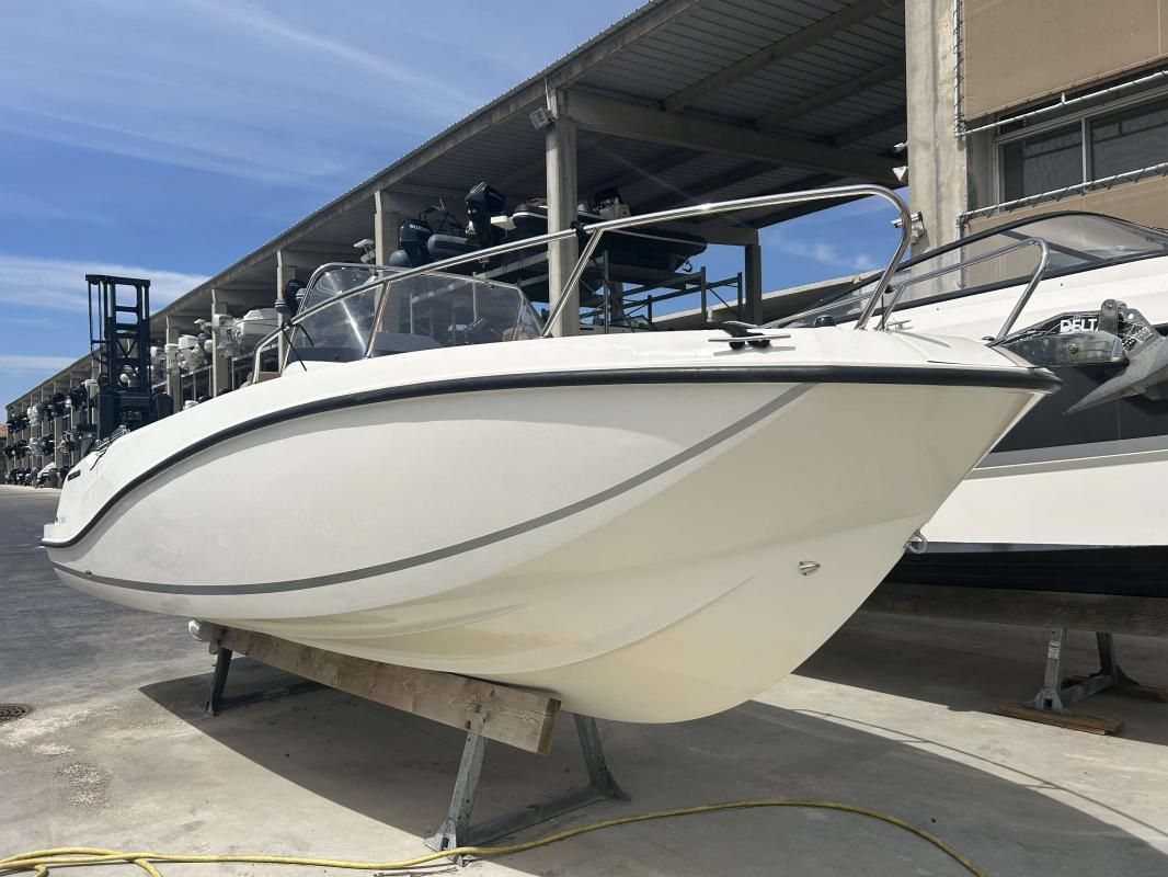 2018 Quicksilver Activ 675 Open