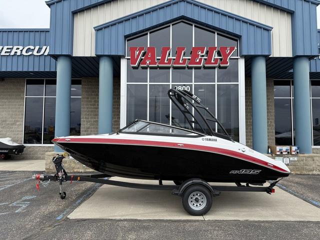 Yamaha Boats AR195