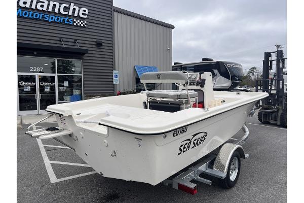 2024 Carolina Skiff EV180 Sea Skiff
