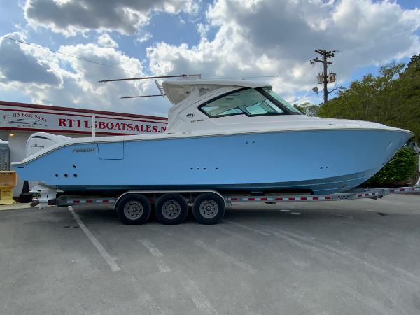 2023 Pursuit DC 326 Dual Console
